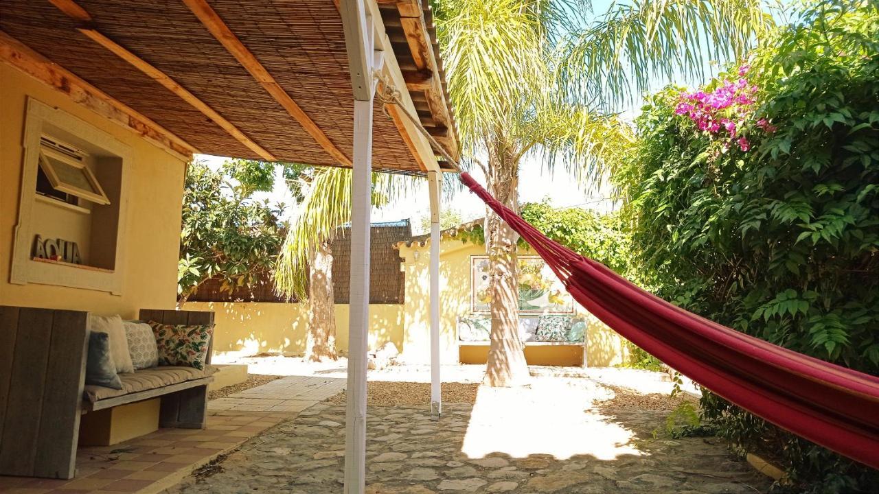 Quinta Pereiro Tropic Garden, Algarve Bed & Breakfast Moncarapacho Exterior photo